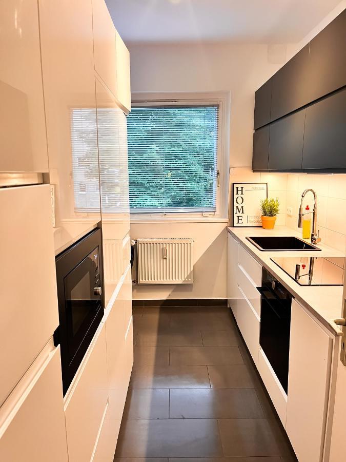 01 Bedroom In Mitte-Up To 5 People-Private Free Parking Berlin Exterior foto