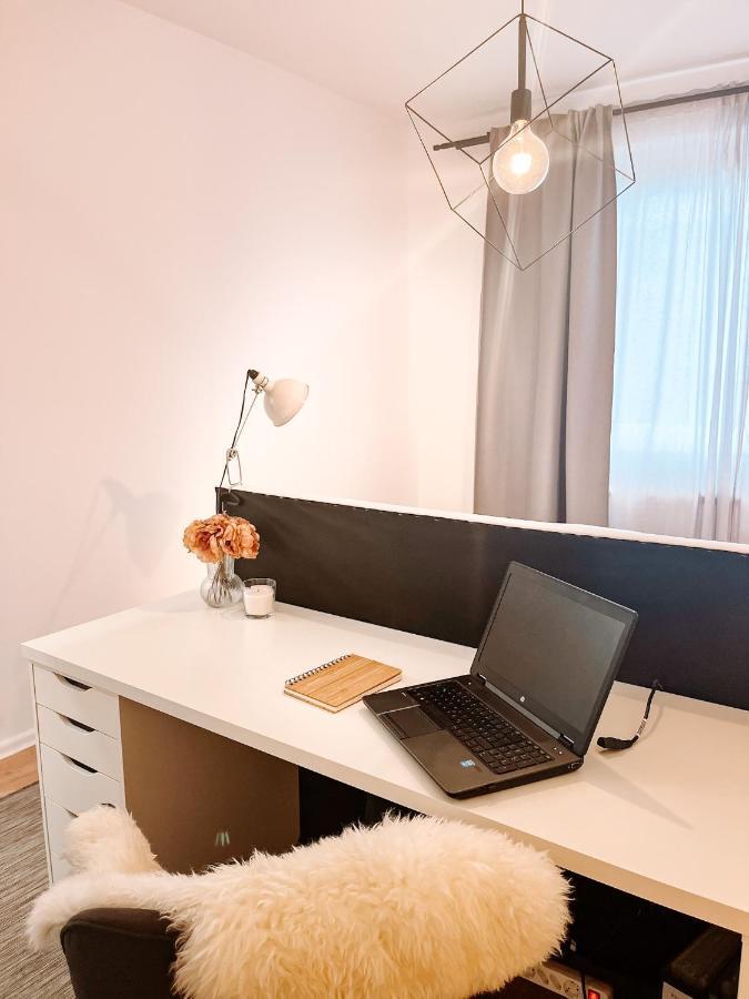 01 Bedroom In Mitte-Up To 5 People-Private Free Parking Berlin Exterior foto