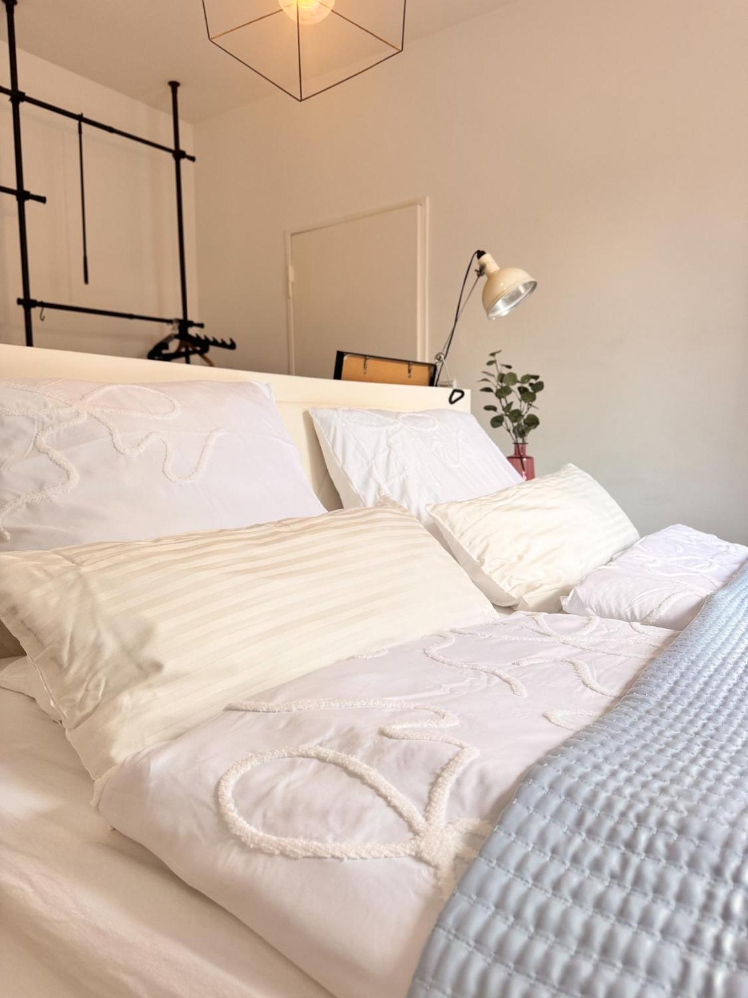 01 Bedroom In Mitte-Up To 5 People-Private Free Parking Berlin Exterior foto